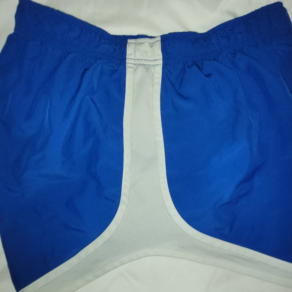 Nike Womens Large Running Athletic Shorts Dri-Fit Blue and white